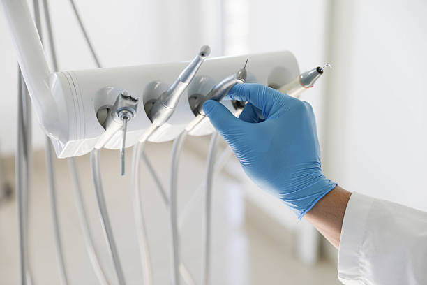 Professional Tooth Extraction technician working in Wheeler AFB, HI